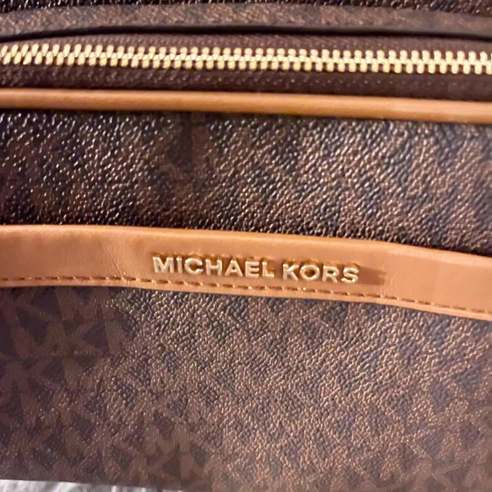 Michael Kors Bex Medium Women’s Leather Backpack - Picture 5 of 16